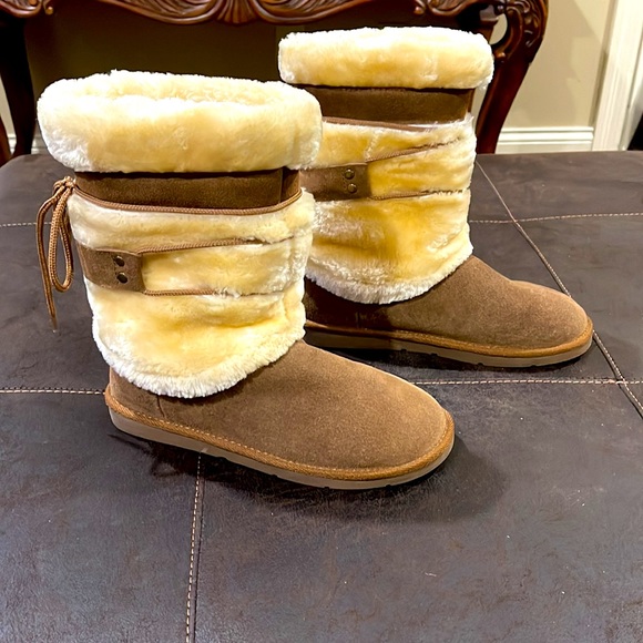 🌼Cozy Boots🌼 - Picture 3 of 11